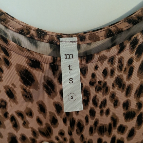 MTS Leopard dress with side slits - Picture 2 of 4